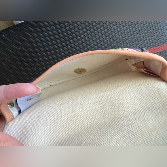 RARE Disney Parks Sketch Wristlet by Dooney & Bourke - Picture 3 of 3